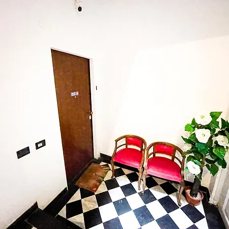Exclusive In The Center 5 Min Train Station Apartamento Génova